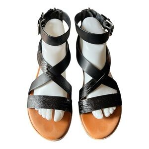 Nine West Black Reptile Print Ankle Sandals Size 7.5M